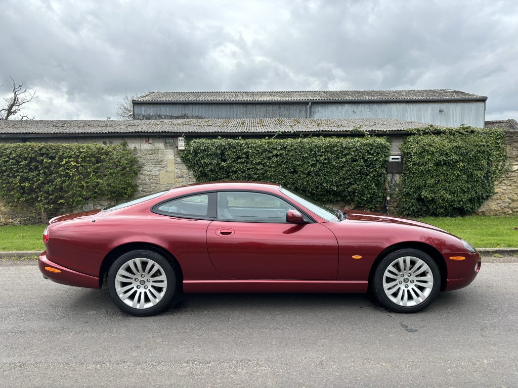 Jaguar XK8 4.2 Coupe