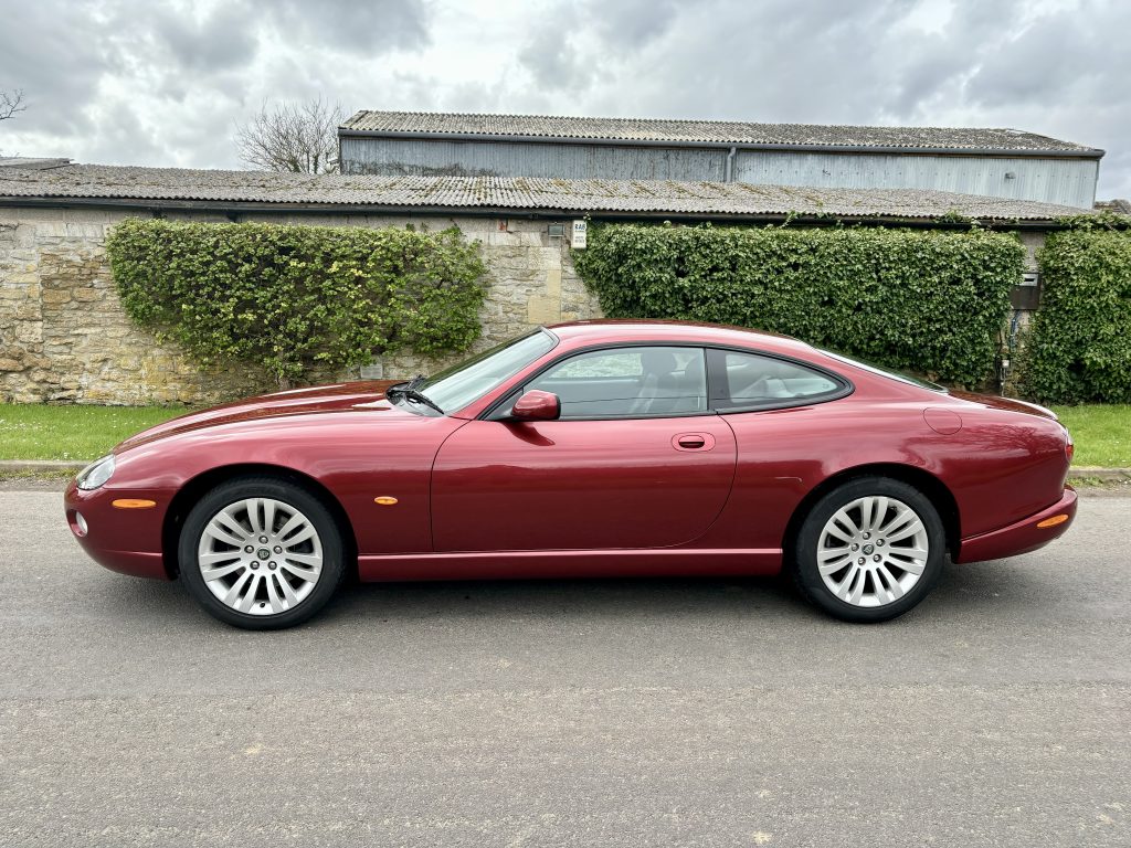 Jaguar XK8 4.2 Coupe