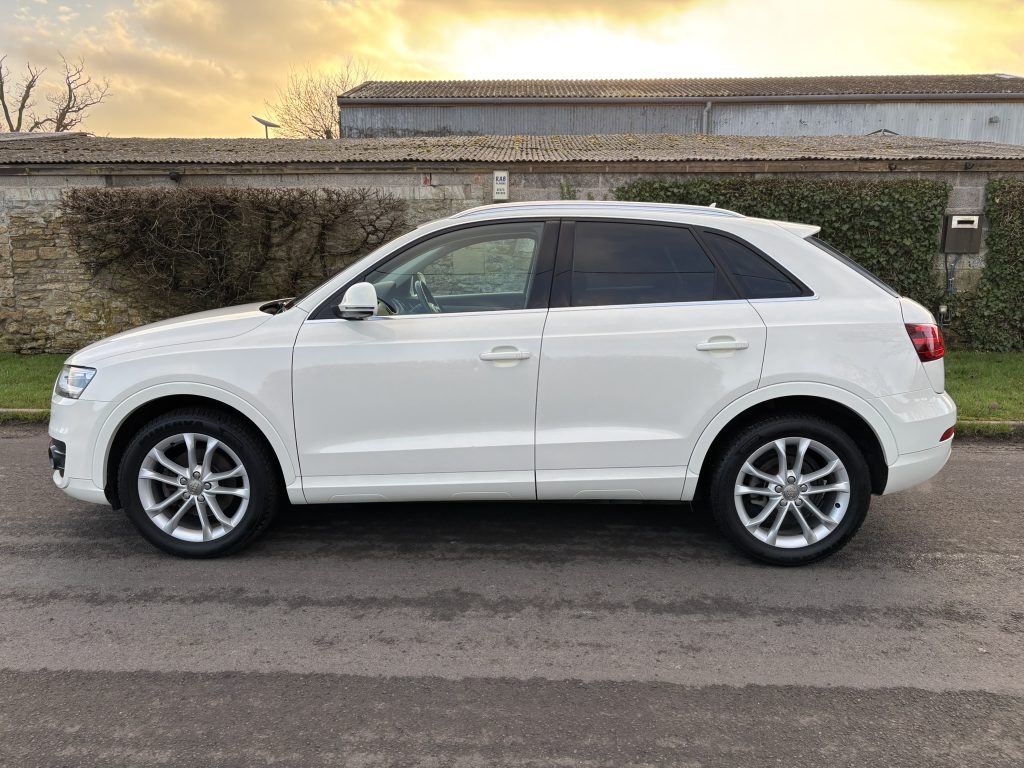 Audi Q3 SE 2.0 TFSI quattro 211PS